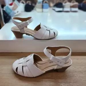 에스콰이아 HC12 여성 세미캐주얼 샌들 에스콰이아 여성 간절기 발편한 쿠션 샌들 YAE