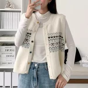 [신상오픈런]여성 하트 리본 디자인 박시핏 가을 니트 조끼 (40818169)