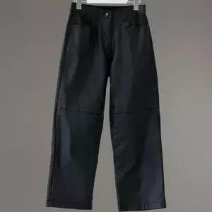 [신상오픈런]여성 코팅 가죽 팬츠 세미 와이드 속밴딩 스판 바지 (41574911)