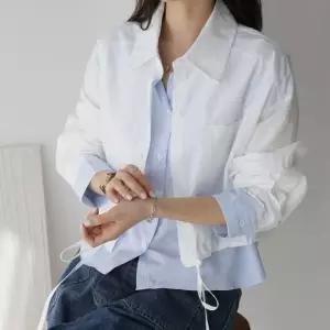 [신상오픈런]레이어드 이중남방 스트라이프 허리스트링 흰색셔츠 크롭 (31618234)