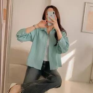 [신상오픈런]스트라이프셔츠 슬림핏 세로줄 크롭 셔링블라우스 (29987934)