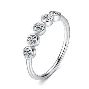 JIHANNA 0.50CTTW 모이사나이트 웨딩 밴드 반지, D 컬러 VVS1 투명도 라운드 브릴리언트 컷 925 스털링 실