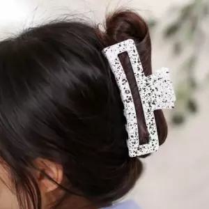 [엔젤슈슈] 페인팅 사각 대왕 집게핀(화이트)