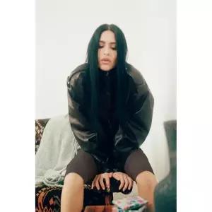 [국내배송] 자라 ZARA 페이크 레더 스트랩 재킷 - 브라운 956629