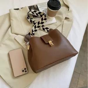 다이아 크로스백