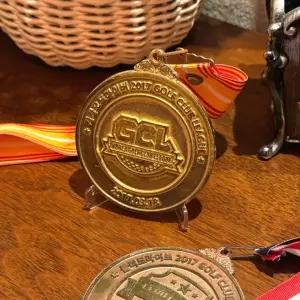 진열 전시 아크릴 삼각 받침대      RAM