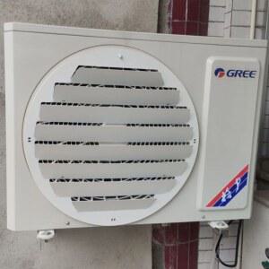 에어컨 실외기 앞 커버 패널 에어가이드 그릴 방향 바람 전환 창 루버