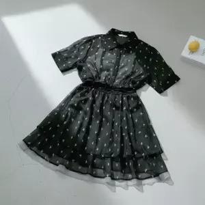 주크 정가 259,000원 프린트 핀턱 시스루 블라우스 Z252MSC012