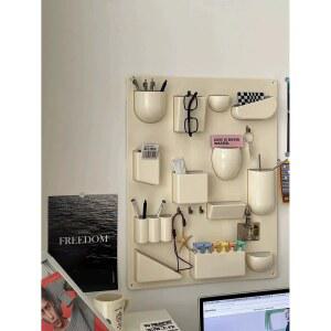 데스크테리어 인테리어 집꾸미기 보드 책상정리