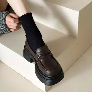 셉띠엠브레 블랙 가을 구두 가죽 단화 로퍼 키높이 통굽 여자플랫슈즈 UNO3