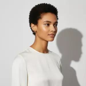 7W2J0G76 MET CS4 J0G76 MET CS4) 가라바니 V로고 귀걸이