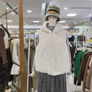 [하프클럽/] DP01 털조끼후드 a25jk5428