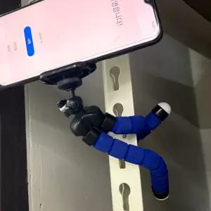 문어발 삼각 휴대폰 거치대 스마트폰 자바라 침대핸드폰