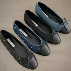 [신상오픈런]여성 심플한 색조 리본 장식 앞코 플랫화 (34325871)