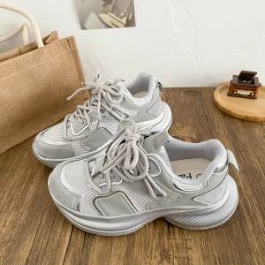 여성신발 봄여름 라텍스 깔창 실버 통굽 플랫 메쉬 에어 스니커즈 심쿵해외구매