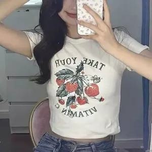 여자 반팔티 베이비티셔츠 크롭 러블리 프린팅 딸기