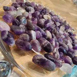 조경용 자수정 원석 칩 100g 천연석 데코 스톤 인테리어 화단 장식돌