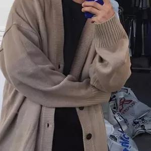 (다올)남자 오버핏 브이넥 가디건 간절기 데일리 룩