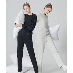 매장정품 - 푸마 PUMA BODYWEAR [2SET] 여성 홈웨어 셋업 PMFYEEN11 301370