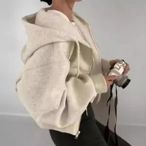 [신상오픈런]여성 기모 세미크롭 후드 집업 루즈핏 키치 스타일 (42297588)