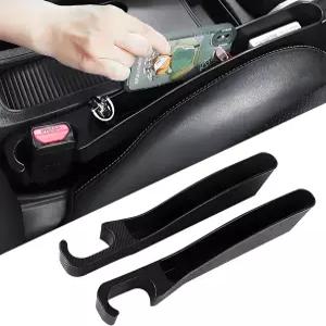 2 PCS 범용 카시트 갭 필러 자동차 SUV 트럭용 블랙카본 섬유 질감의 시트 충전 케이블 구멍이 있는 콘솔