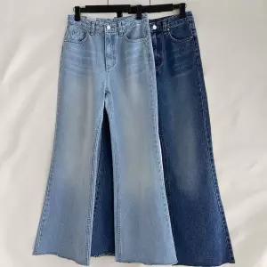 [신상오픈런]여성 여름 로우라이즈 워싱 부츠컷 청바지 (35830392)