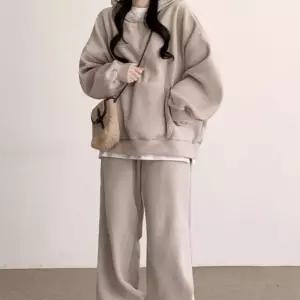 [신상오픈런]플리스 보이프렌드핏 겨울 조거 후드맨투맨 트랙수트 (29196878)