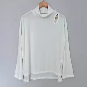 아이우먼 케이스판어깨트임폴라티 GOS913M410 빅사이즈 (22662329A)