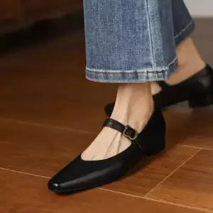 여성용 레드 오피스룩 빈티지 펌프스 가죽 구두 플랫 스트랩힐 메리제인 발레 CH5