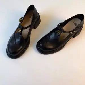 여성 빈티지 스트랩힐 신발 소가죽 리얼 통굽 메리제인 슈즈 쿠셔닝 키높이 작은 구두 KS5