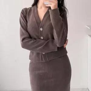 [신상오픈런]브이넥가디건 슬림핏 딱붙 타이트 겨울 골지자켓 (29195282)