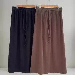 [신상오픈런]여성 빅사이즈 롱스커트 리본 밴딩 뒤트임 골지 스커트 (41340992)