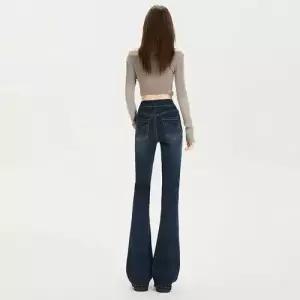 엘럽 여자 하이웨스트 청바지 워싱 업 슬림핏 부츠컷 와이드 원템1