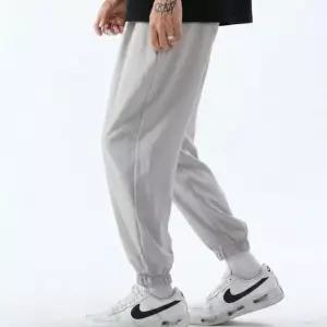 허리밴딩 남자 바지 무지 캐주얼 조거팬츠 데일리룩 코디 세련된 무드