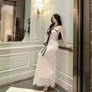 엘럽 여친 원피스 레이스 아일릿 이브닝드레스 백 머메이드 롱스커트 원템1