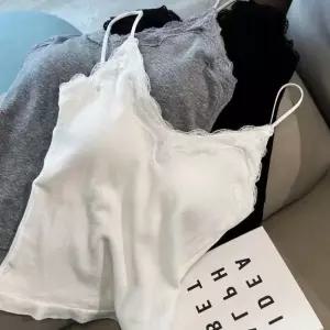 레이스 브이넥 캡내장 끈나시 UlO8+8fER