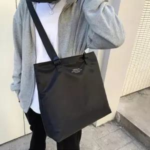 빅 크로스백 남녀공용 캐주얼 가방 2컬러- 숄더백