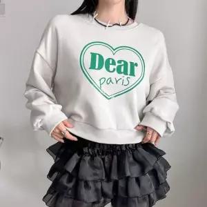 [신상오픈런]하트맨투맨 키치 레터링 쭈리긴팔 크롭티셔츠 (30546435)