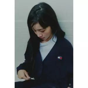 타미힐피거 TOMMY HILFIGER 여성 플래그 배지가디건 T32F7KCD31TWT1 702921