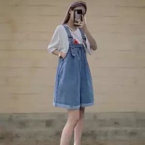 [신상오픈런]여성 캐주얼 면혼합 롤업 멜빵 데님 숏팬츠 점프수트 (38644817)