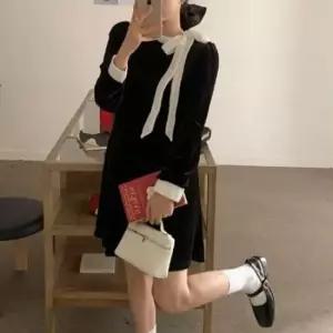 [옷은날개] 페미닌룩 데이트룩 벨벳 스트랩 리본 배색 원피스