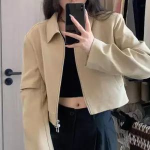 [옷은날개] 여성 탄탄한 크롭 기장 카라 자켓 블루종 집업 점퍼