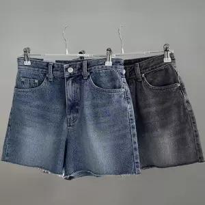 [신상오픈런]여성 여름 청반바지 블랙 워싱 컷오프 와이드 핫팬츠 (37001397)