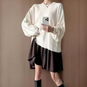 [신상오픈런]여성 투톤 골지 퍼프 프릴 미니 원피스 가을용 (41913457)