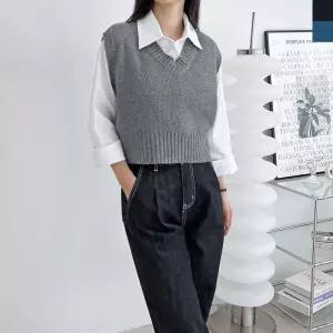 캐주얼룩 브이크롭 겨울니트 여자조끼 여자데일리