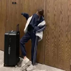 [옷은날개] 두줄 베이직 디자인 세트 트레이닝복 트레이닝바지 기