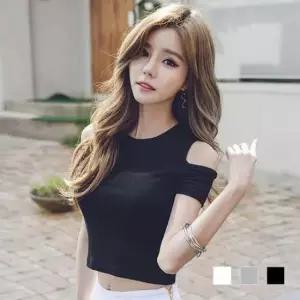 [의류] 어깨트임 반팔티셔츠 레이어드룩 여리여리 코디