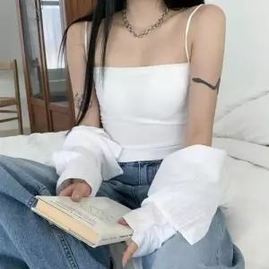 [신상오픈런]딱붙 사개절이너 찰랑 타이트 끈나시 스판민소매 (30489395)