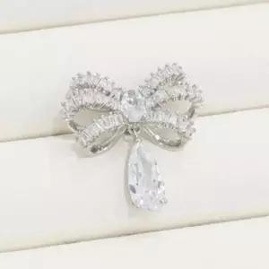 [다잇템]여자 크리스탈 드롭 모임룩 모임 럭셔리 브로치 (12556894A)