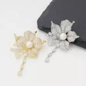 [다잇템]여자 플라워 금색 실버 럭셔리 꽃무늬 브로치 (14665977A)